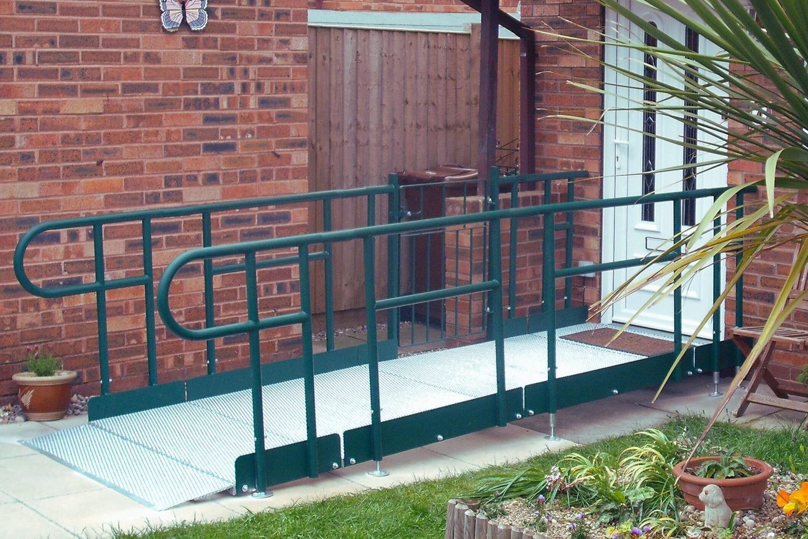 Metal Modular Ramps - Accessibility by Design 11 Younique Healthcare Modular Metal Wheelchair Ramps Green Residential