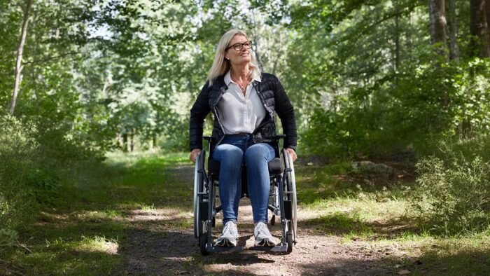 Etac Cross 6 Bariatric Wheelchair 5 Younique Healthcare cross6 environmental 1200x675 1.jpg