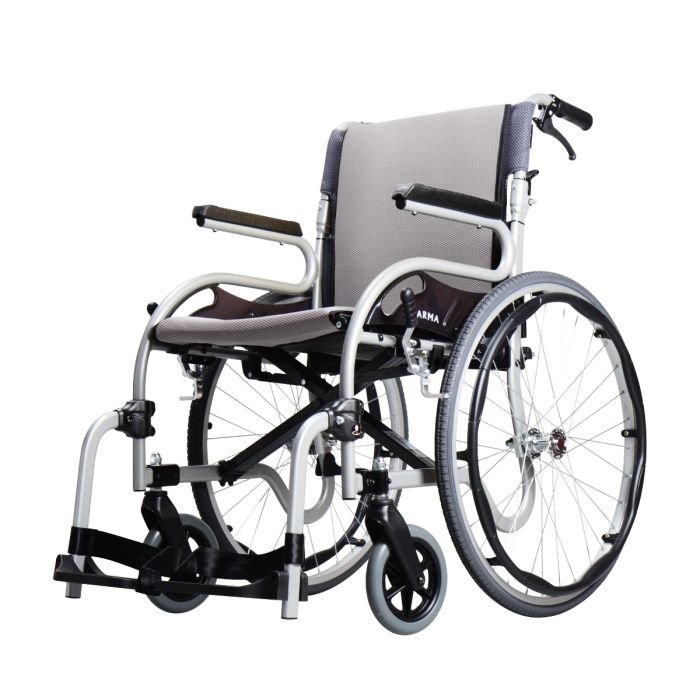 karma star 2 self propelled wheelchair 1.jpg