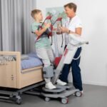 molift quick raiser 205 rgosling standup child 42.jpg