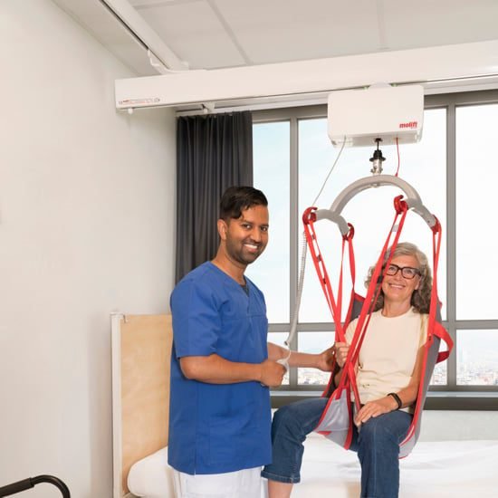 Molift Rail System 3 Younique Healthcare molift air 200 rgosling mb env 01 587465.jpg